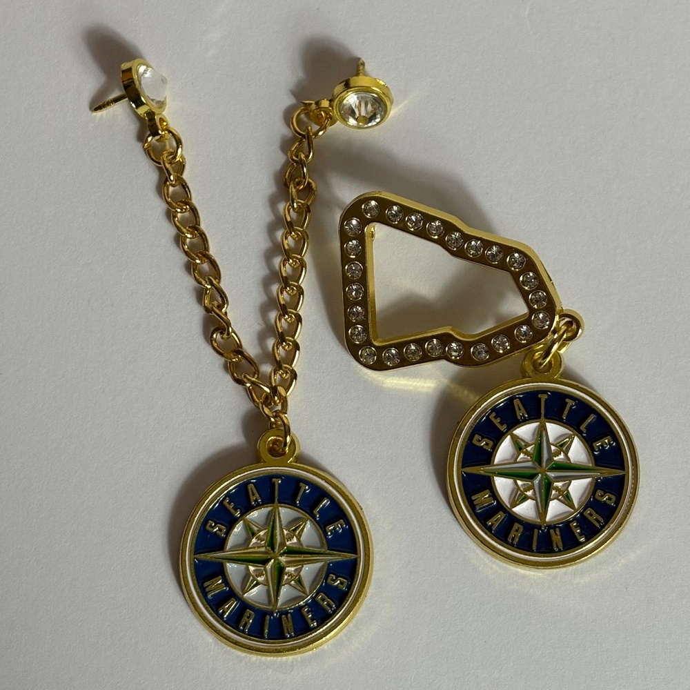 2 New Era Seattle Mariners Logo Chain Frame Hat Pin Pins Hats Hatpin Blue